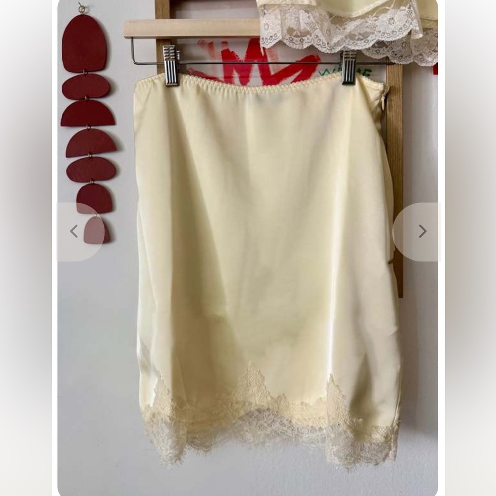 NWT- Azalea Buttercream Lace Trim Slip Skirt